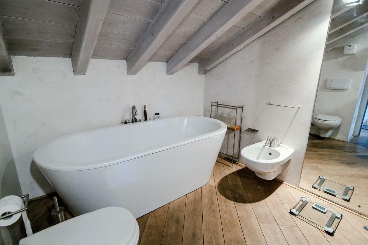 Appartement Sailer Loft - The House Of Travelers à Côme Extérieur photo